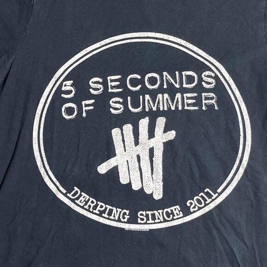 5 seconds of summer Small PreOwned Graphic T-Shirt