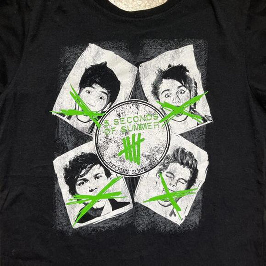 5 seconds of summer Preowned XLG Band T-shirt