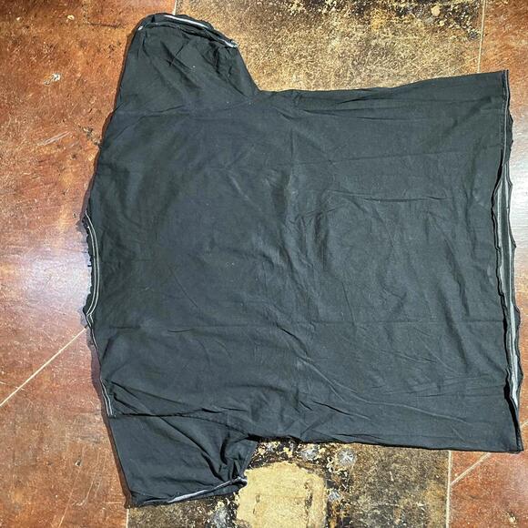 Metallica Preowned distressed OS Band T-shirt