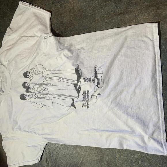 The Beatles preowned Medium T-shirt