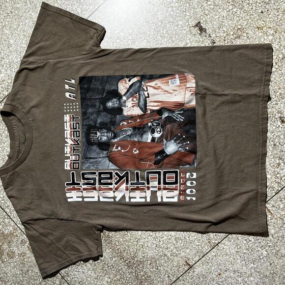 OutKast Small Band T-shirt