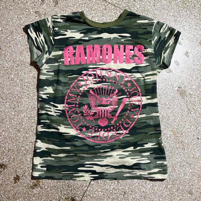Ramones Small PreOwned Graphic T-Shirt