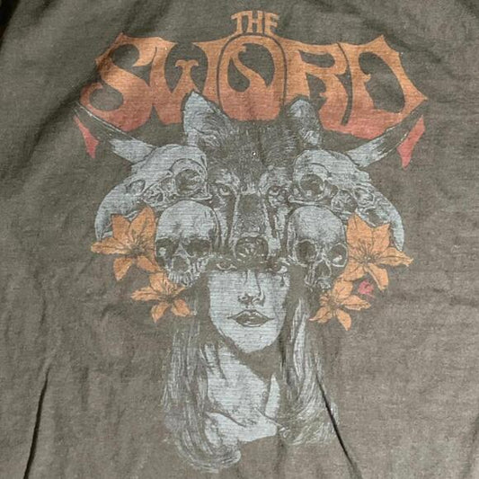 The sword Preowned Large T-shirt