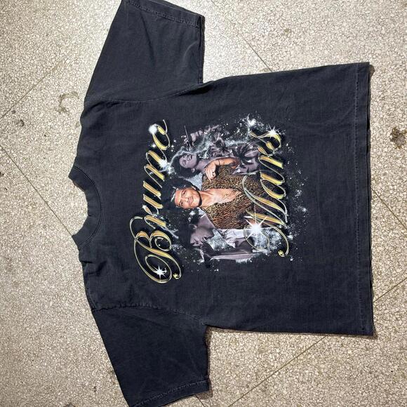 Bruno Mars Preowned Large T-shirt