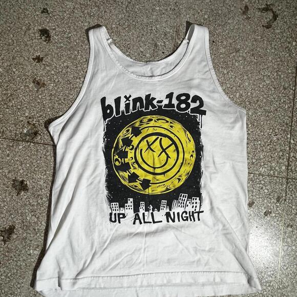 Blink 182 Preowned Large Band T-shirt
