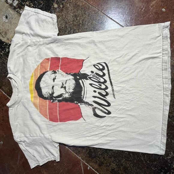 Willie Nelson Preowned Medium Band T-shirt