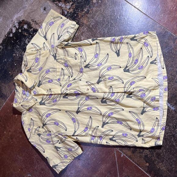 Hello banana button down PreOwned small Band shirt