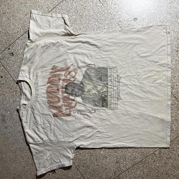 Muddy Waters Preowned XLarge T-shirt