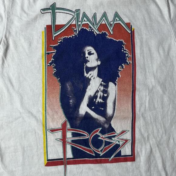 Diana Ross PreOwned Small Band TShirt