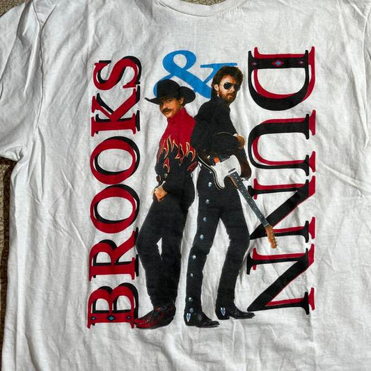 Brooks & Dunn Preowned Large T-shirt