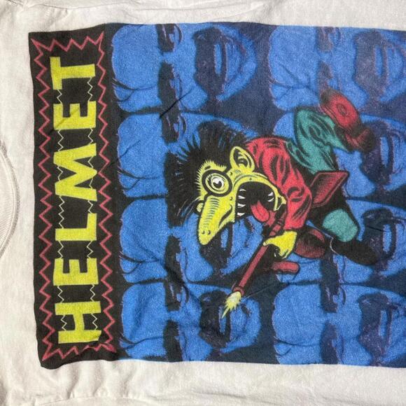Helmet Preowned Small Band T-shirt