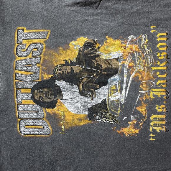 OutKast PreOwned XL band tshirt
