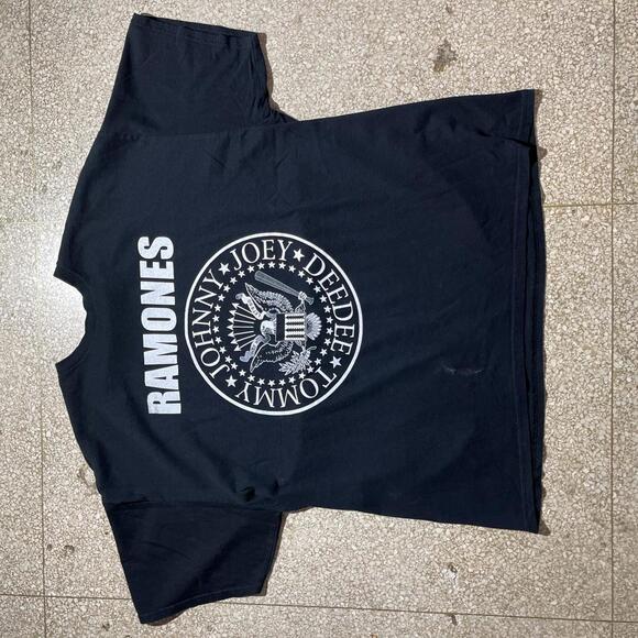 Ramones PreOwned 2XL Band tshirt