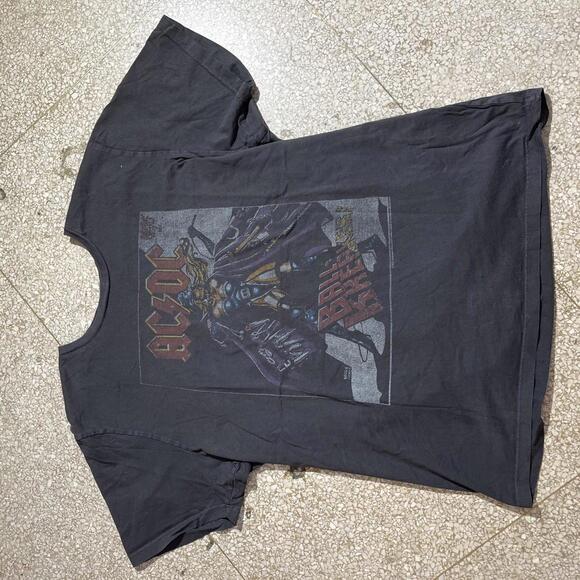 AC/DC Preowned Large T-shirt