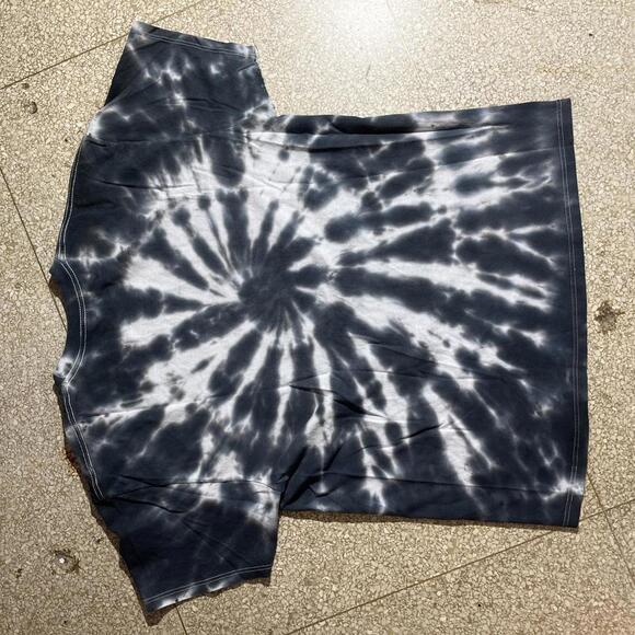 Whitney Houston preowned Medium Band T-shirt