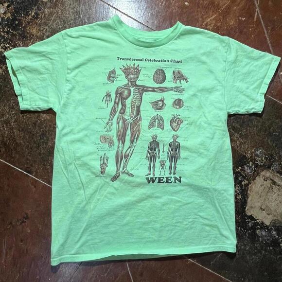 Ween Large Graphic Preowned T-shirt