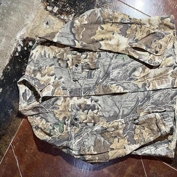 Camo Button down shirt preowned XLarge