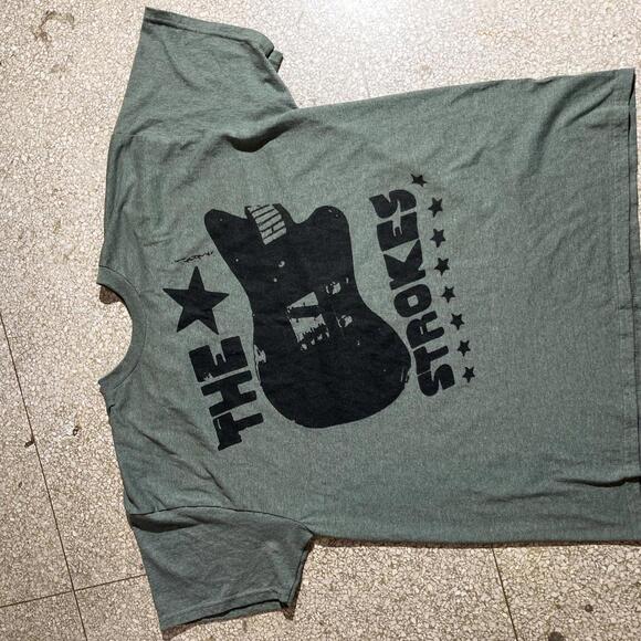 The strokes Preowned XLarge T-shirt