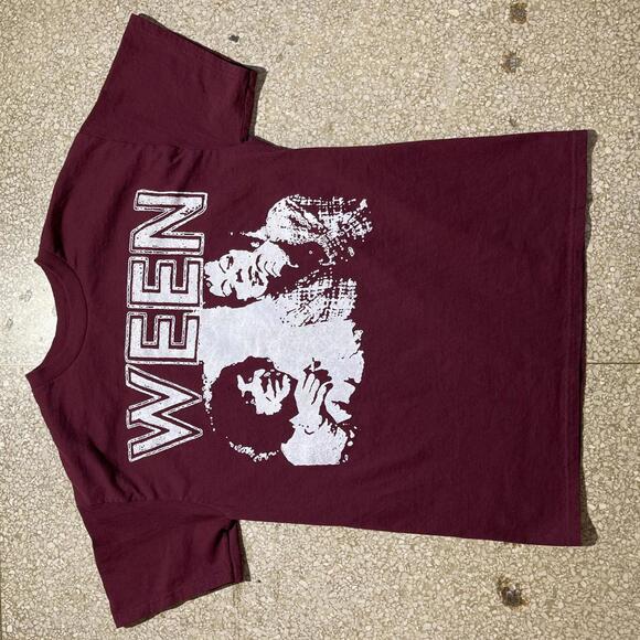 Ween Medium Graphic Preowned T-shirt