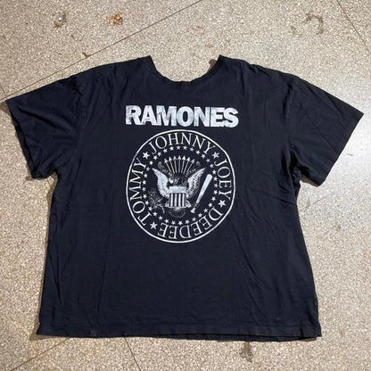 Ramones PreOwned XL band tshirt