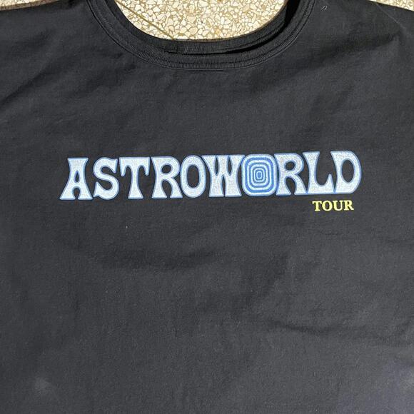 Astroworld Preowned Large Band T-shirt