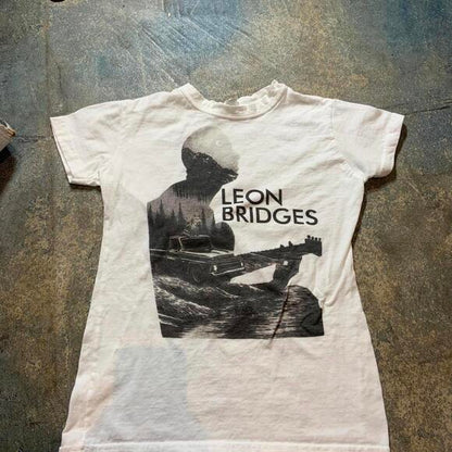 Leon Bridges PreOwned Small Band TShirt