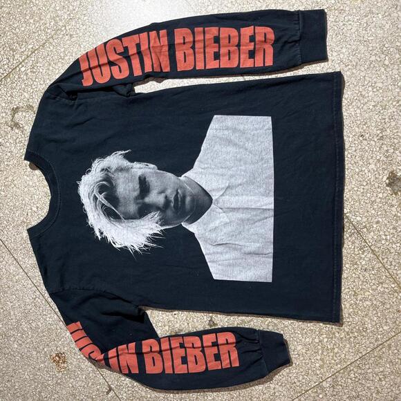 Justin Bieber Small PreOwned Graphic T-Shirt