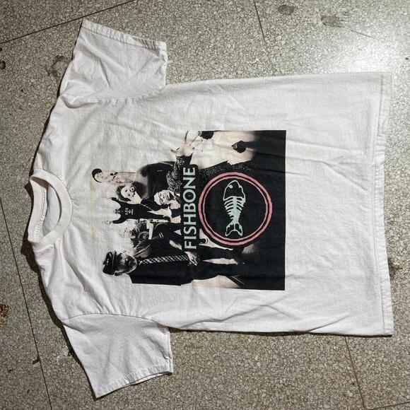 Fishbone preowned Medium Band T-shirt