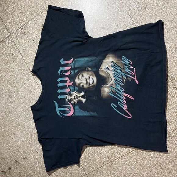 Tupac PreOwned XL band tshirt