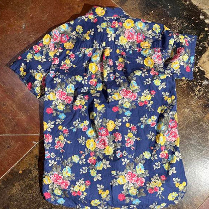 Blue floral button down PreOwned small Band shirt