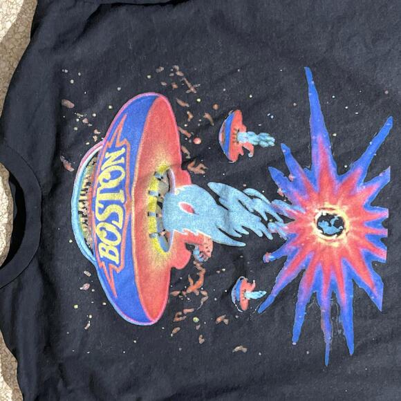 Boston Preowned Large Band T-shirt