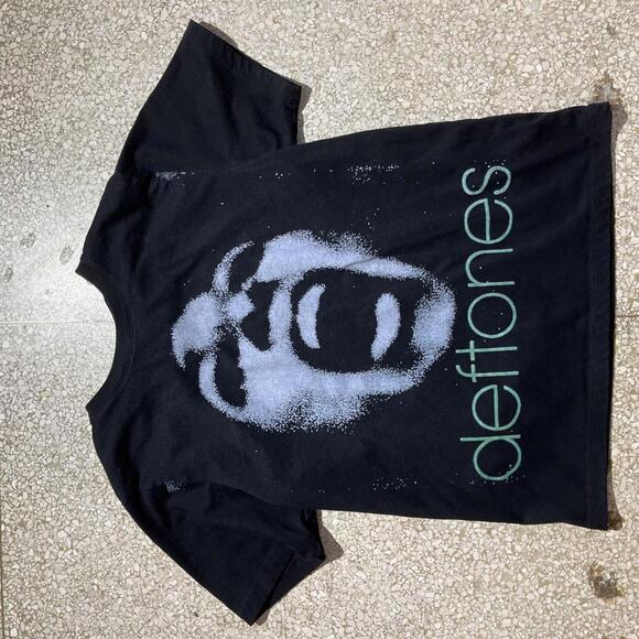 deftones 10/12 Kids PreOwned Large Band Tshirt