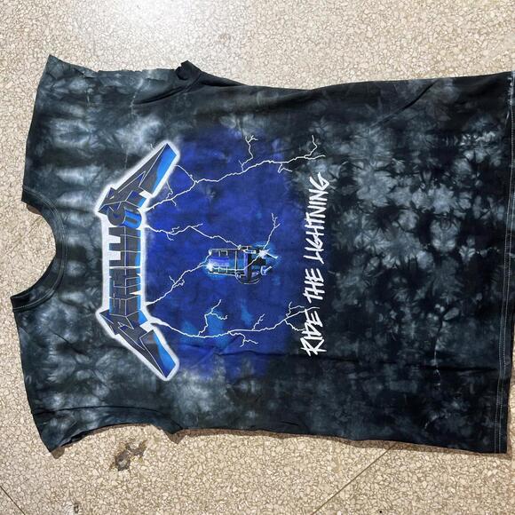 Metallica cutoff sleeve preowned Medium Band T-shirt