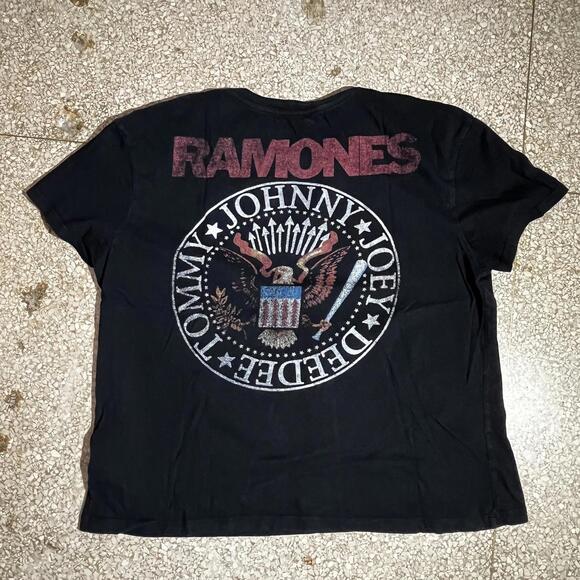 Ramones PreOwned XL Band Tshirt
