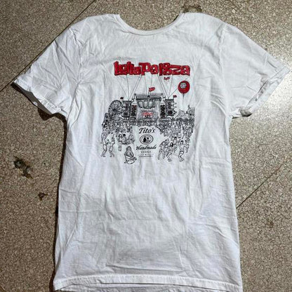 Lollapaloooza 2019 Small PreOwned Graphic T-Shirt